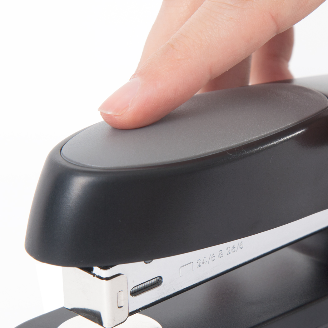 Manta Ray Full Strip Stapler - Black - Image 3